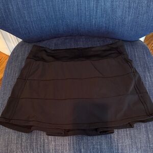 lululemon-athletica-black-skort