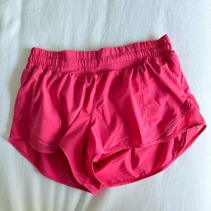 lululemon-hotty-hot-shorts-pink