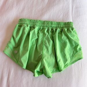 lululemon-hotty-hot-bright-green-shorts