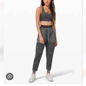 lululemon-lab-pants